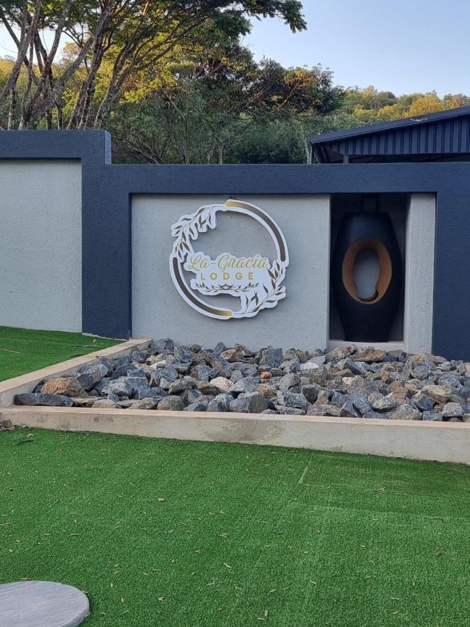 La Gracia Lodge Louis Trichardt Exterior photo